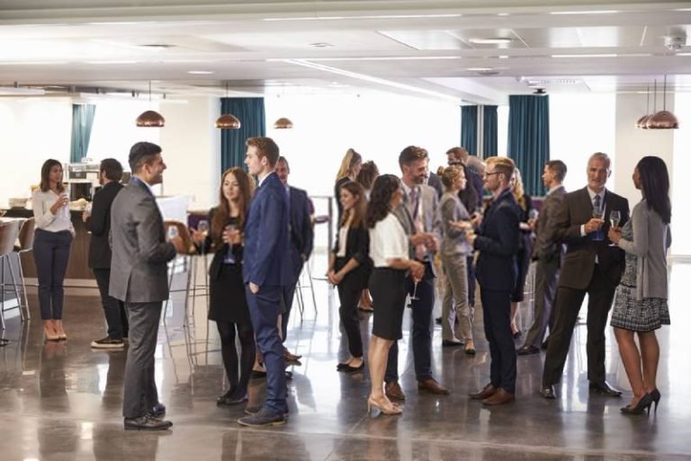 The Right Sides of Business Networking